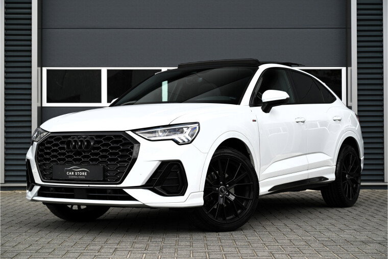 Foto van Audi Q3 Sportback 35 TFSI S-LINE / PANO / LED MATRIX / CAMERA / BLIND SPOT / ACC / LANE ASSIST / TREKHAAK / 20"