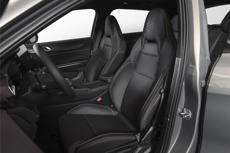 Lynk & Co - 01