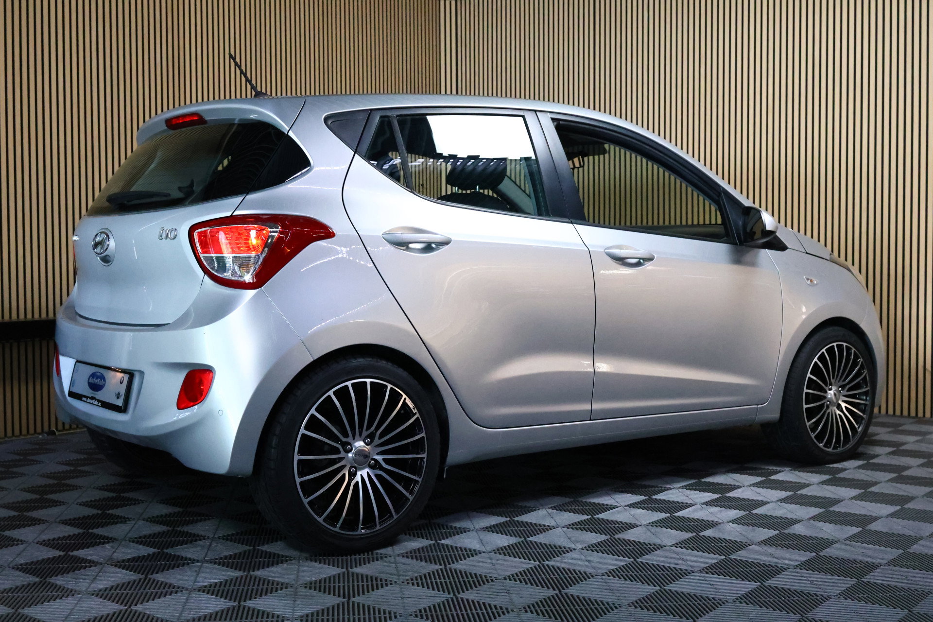 Hyundai 1.0i Comfort 5p. AUTOMAAT AIRCO BT STOELVERWARMING 2016 - foto 5