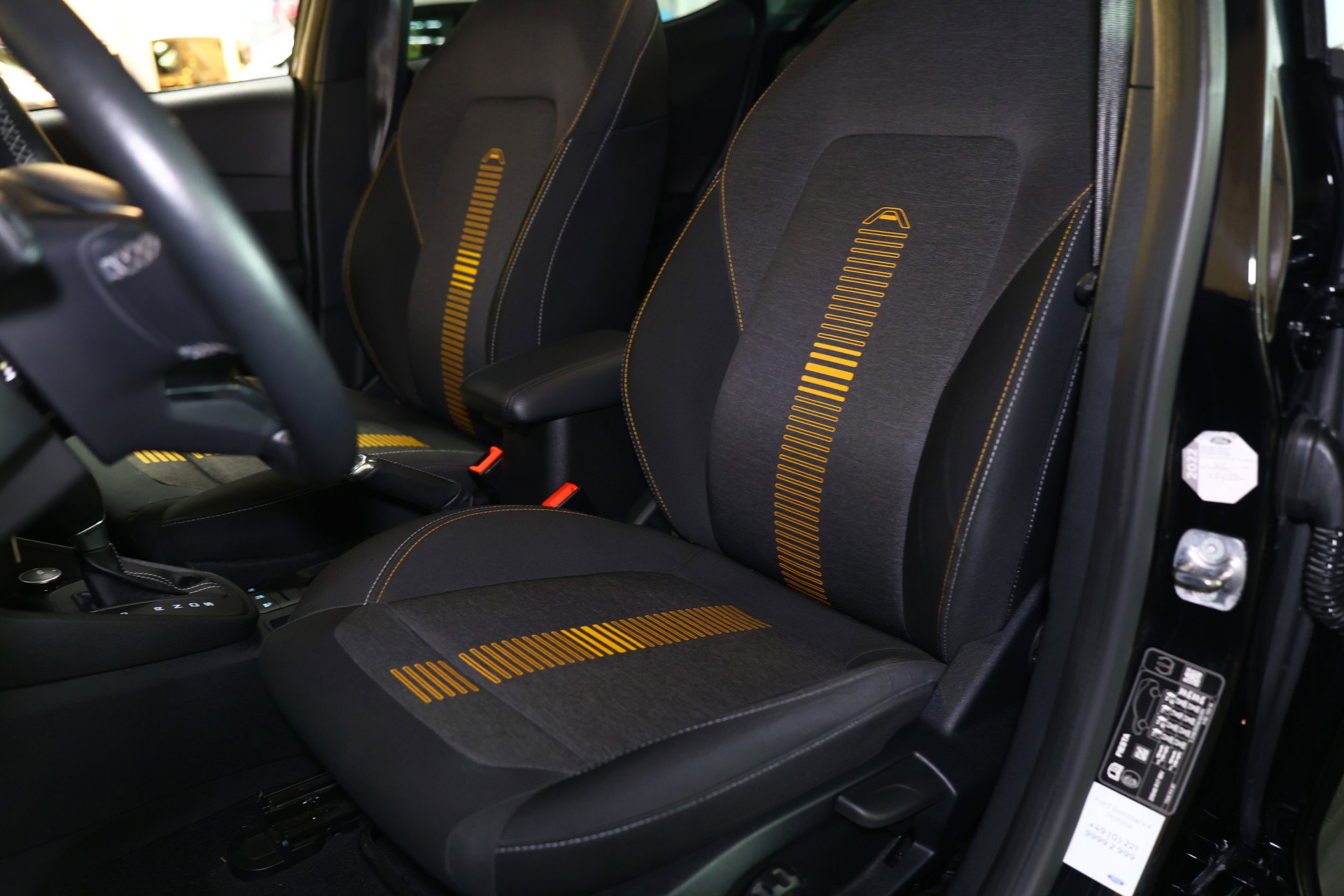 Ford 1.0 EcoBoost Titanium X AUTOM B&O NAVI CLIMA PDC LANE STOEL+STUUR VW "20 + - foto 27