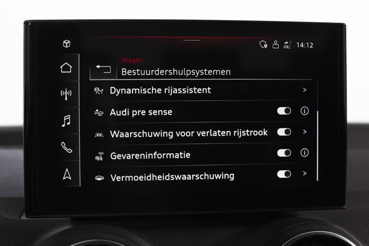 Audi - Q2