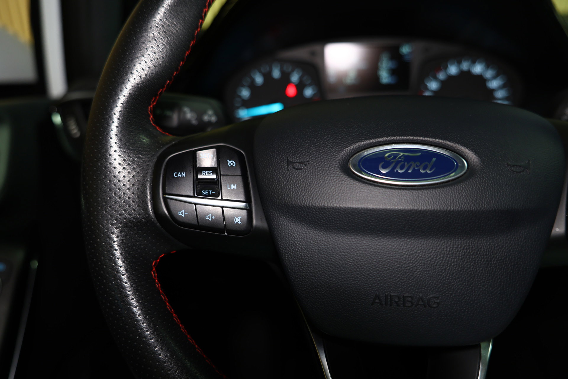Ford 1.0 EcoBoost Titanium ST LINE SUPERSTAAT ! - foto 13