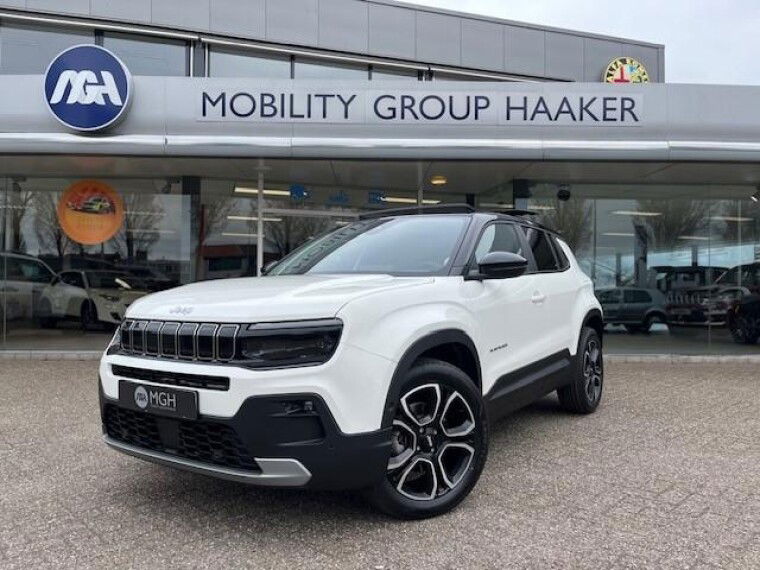 Foto van Jeep Avenger 1.2 e-Hybrid Summit