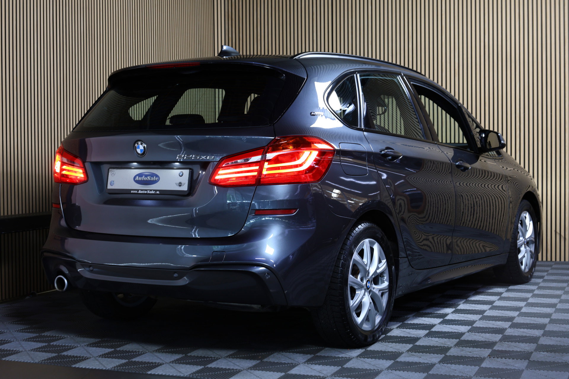 BMW Active Tourer 225xe PLUGIN HYBR M SPORT High Executive GROTE NAVI HEADUP PDC "18 - foto 3