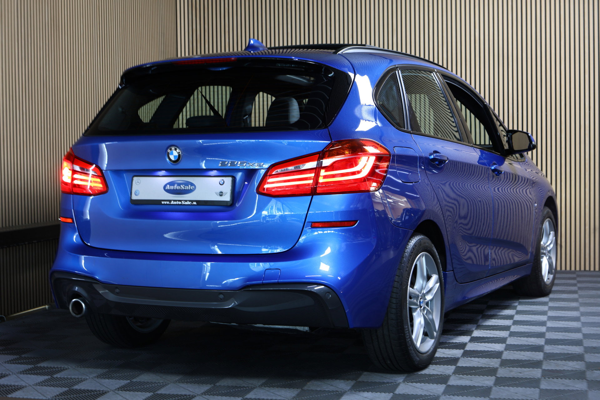 BMW Active Tourer 225xe M SPORT iPerform PLUGIN AUTOM PANO NAVI "20 - foto 3