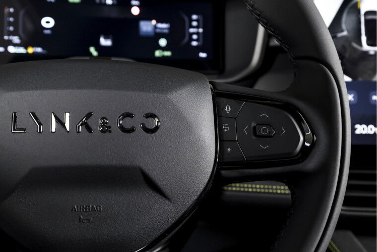 Lynk & Co - 01