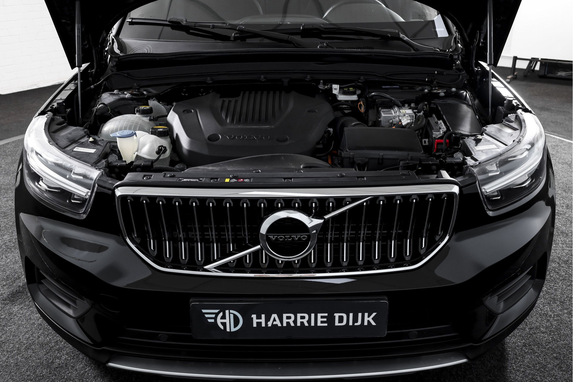 Volvo - XC40
