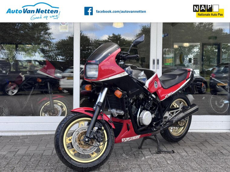 Foto van Honda  VF 750 S