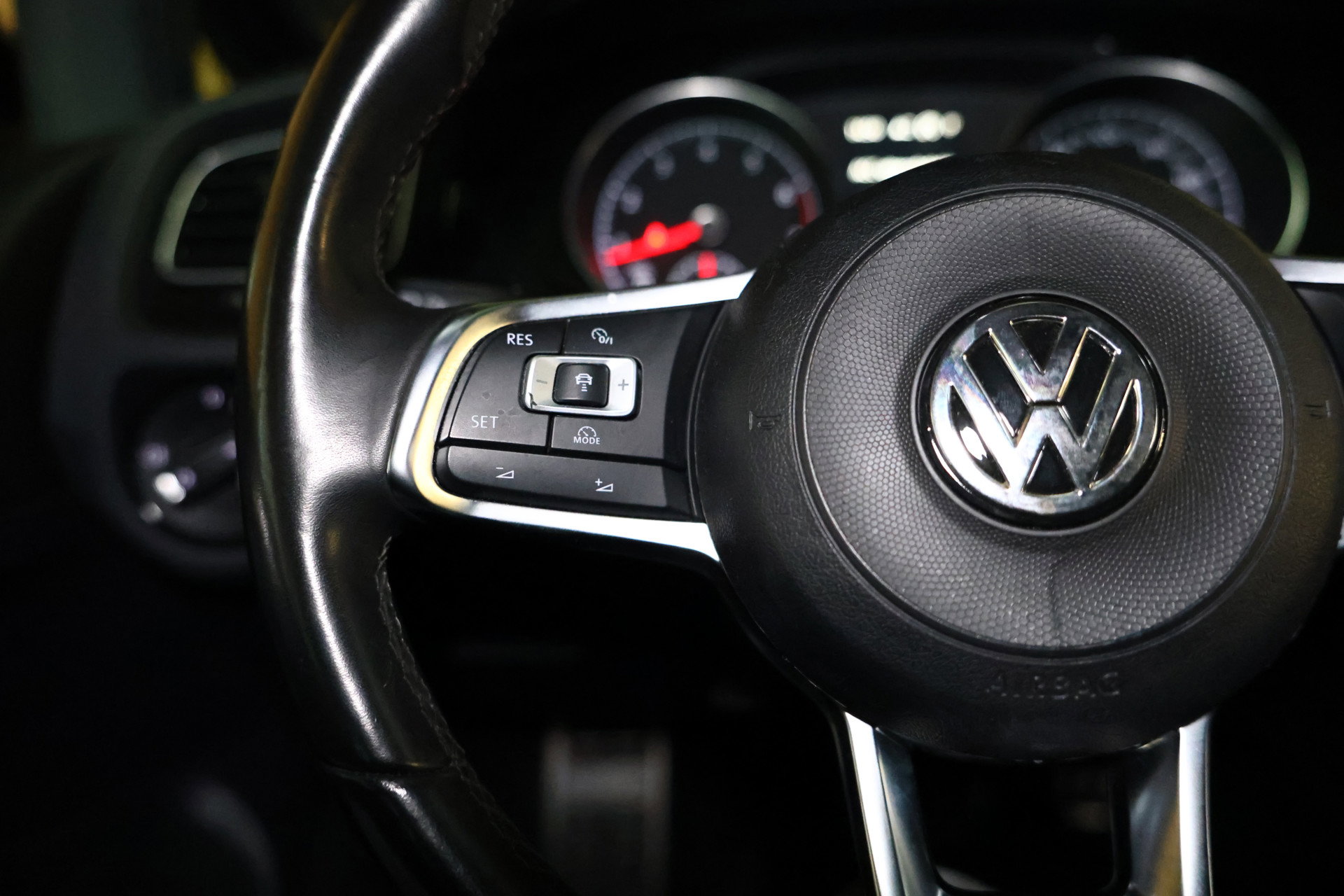 Volkswagen 1.5 TSI Highline Business R DSG NAVI DYNAUDIO ACC CLIMA STOELVW LED '17 - foto 13