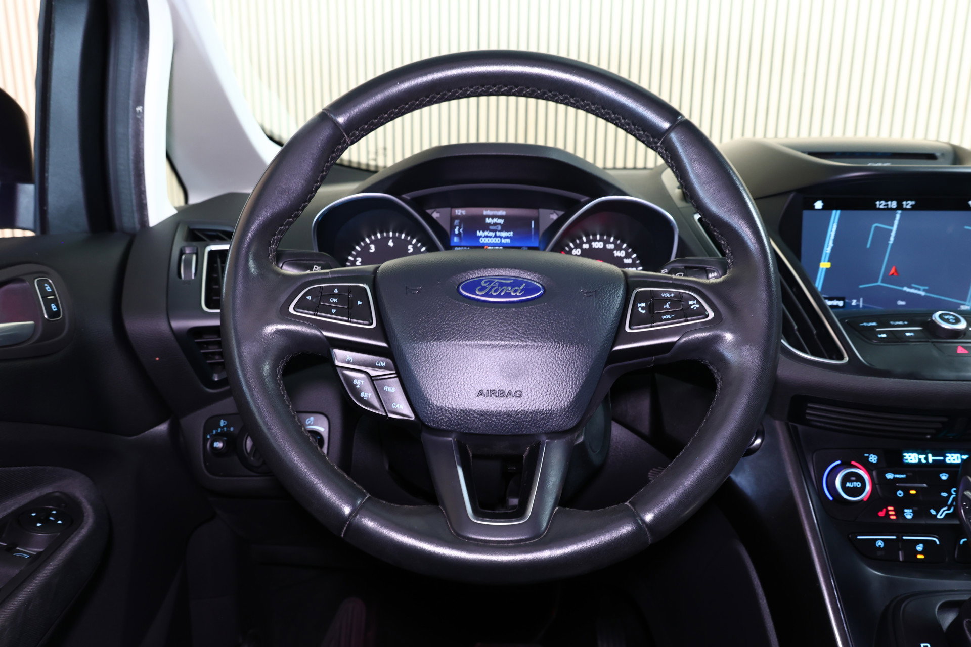 Ford 1.5 Titanium AUTOMAAT NAVI STOELVW KEYLS PDC CRUISE BT '17 - foto 12