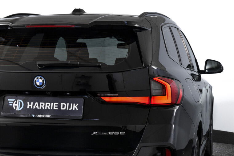 BMW - X1