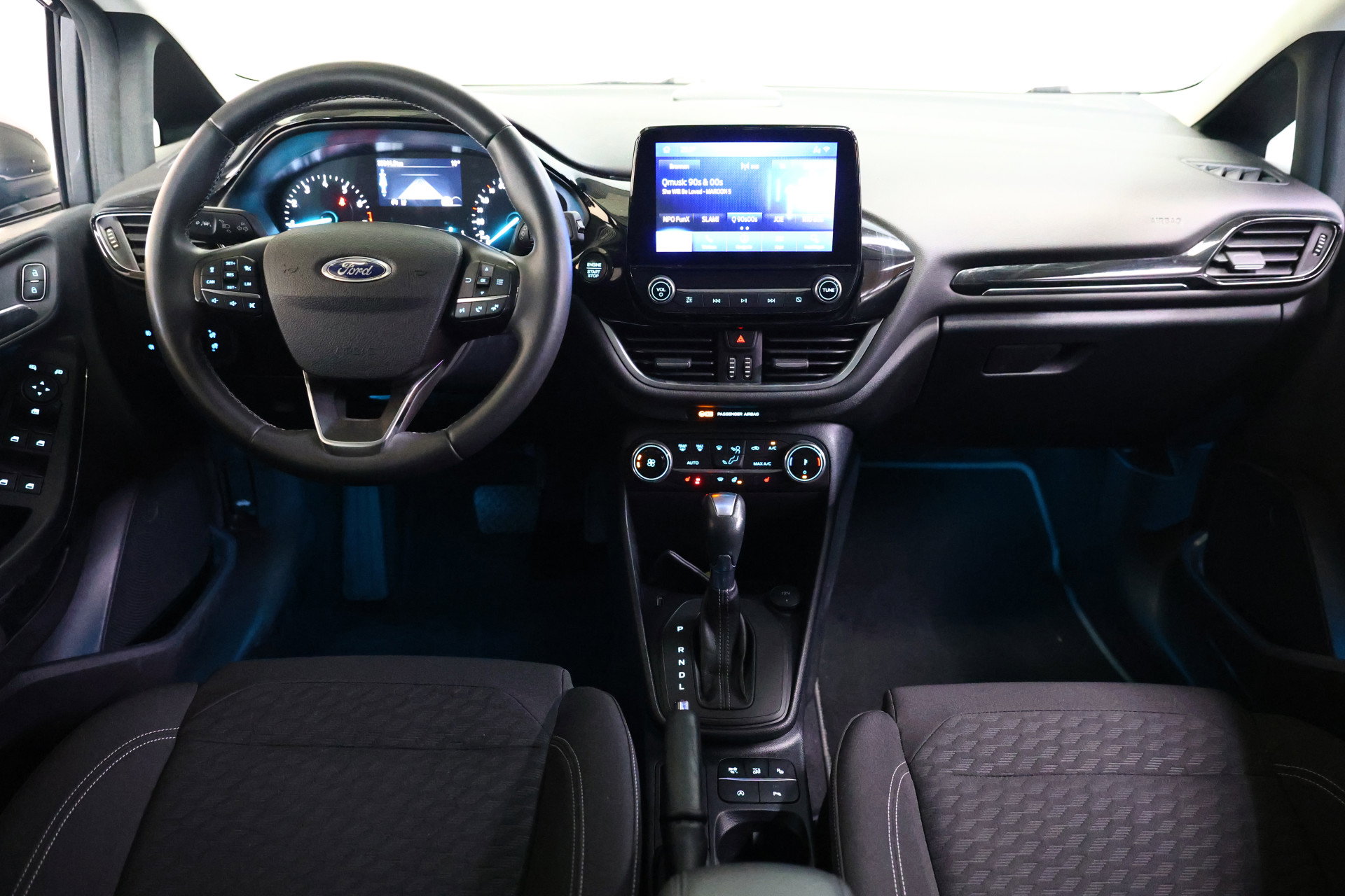Ford 1.0 EcoBoost Hybrid 39.000 km Titanium AUT CARPLAY DAB STUURVW '22 - foto 2