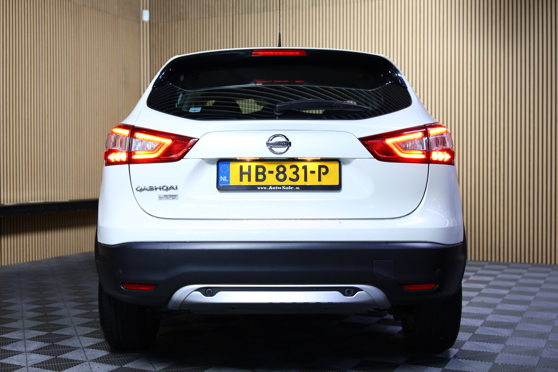 Nissan 1.2 Connect Edition AUTOM NAVI CRUISE CLIMA CAMERA PDC STOELVW '15 - foto 7