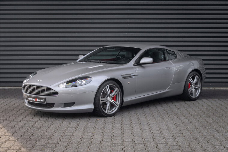 Foto van Aston Martin DB9