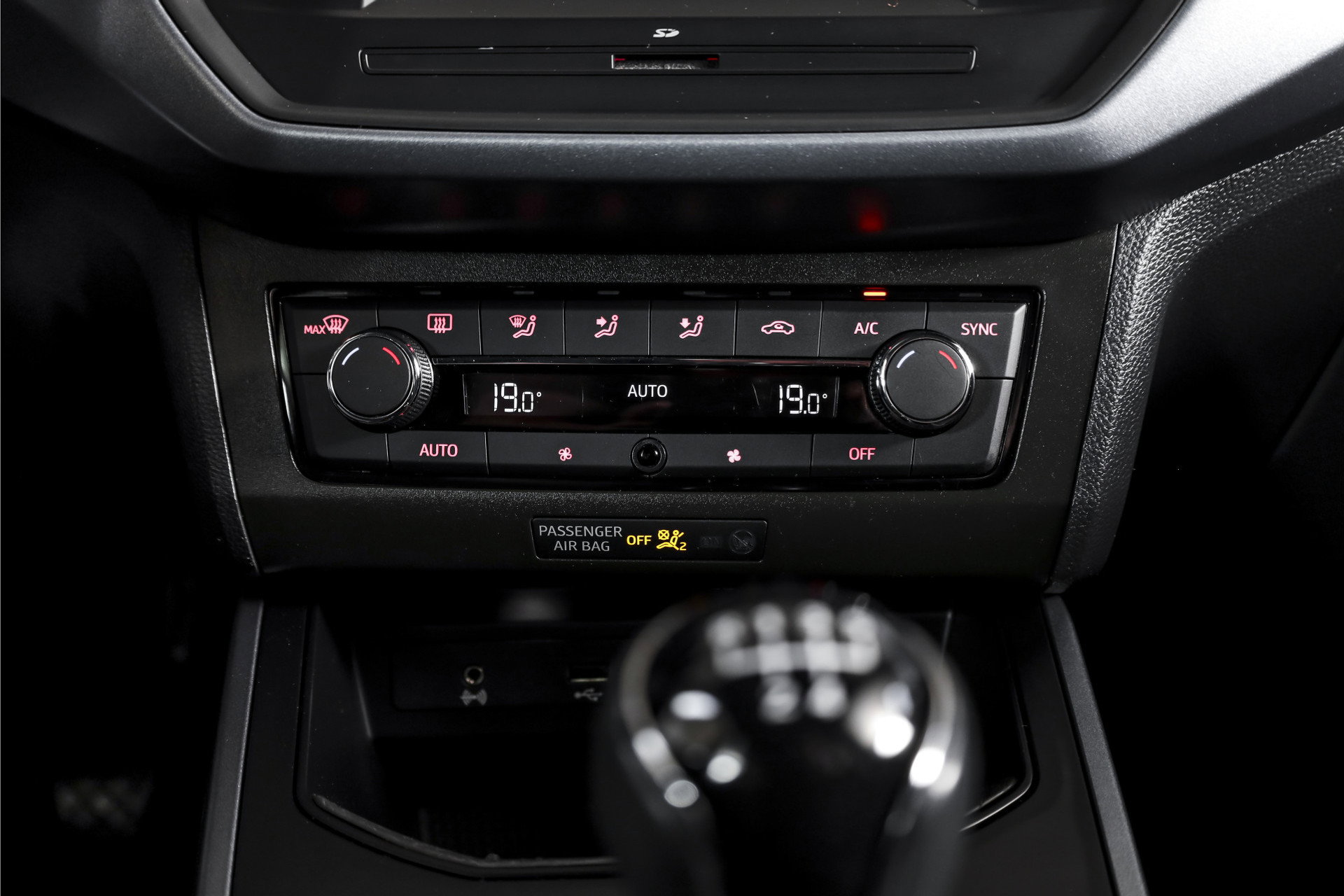 SEAT - Arona