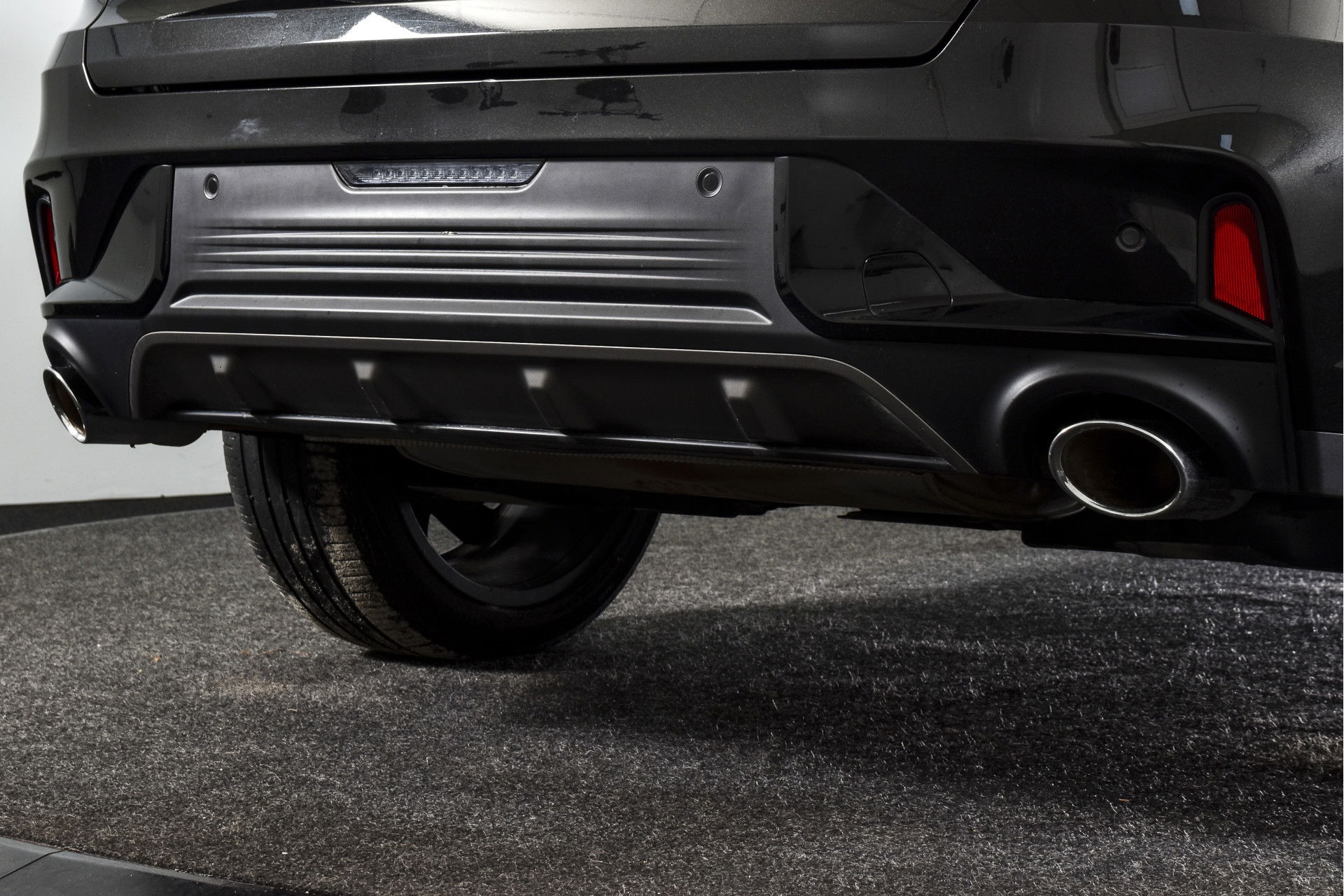 Lynk & Co - 01