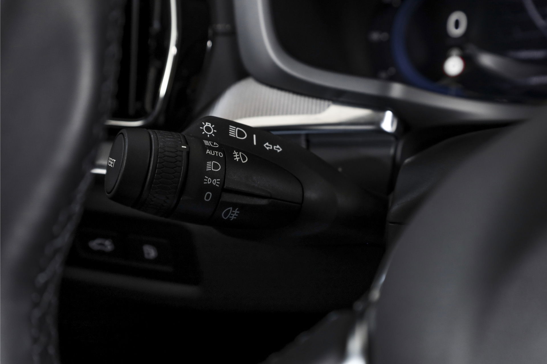 Volvo - V60