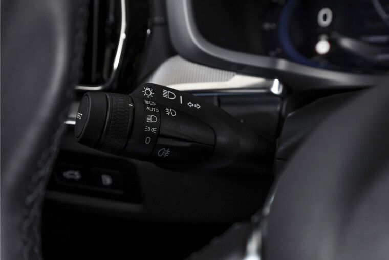 Volvo - V60