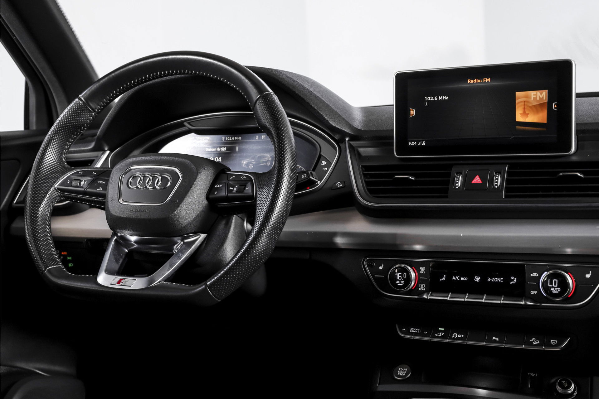 Audi - Q5