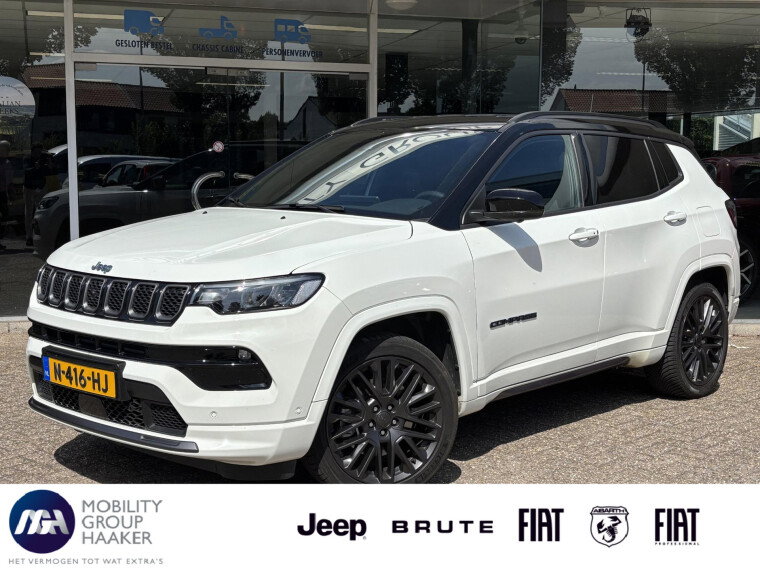 Foto van Jeep Compass 4xe 240 Plug-in Hybrid Electric S