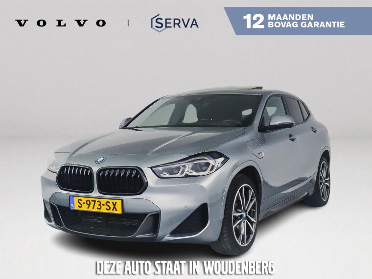 Foto van BMW X2 xDrive25e High Executive | Panoramadak | Parkeercamera | Head-up display | Stoelverwarming | Cruise control