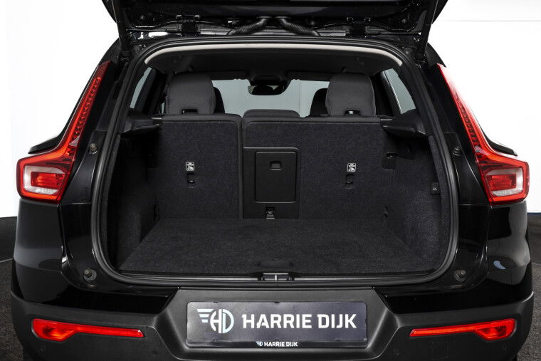 Volvo - XC40