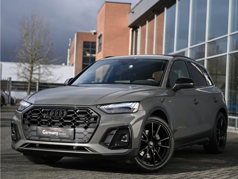Audi Q5 50TFSI E 300Pk S-Line