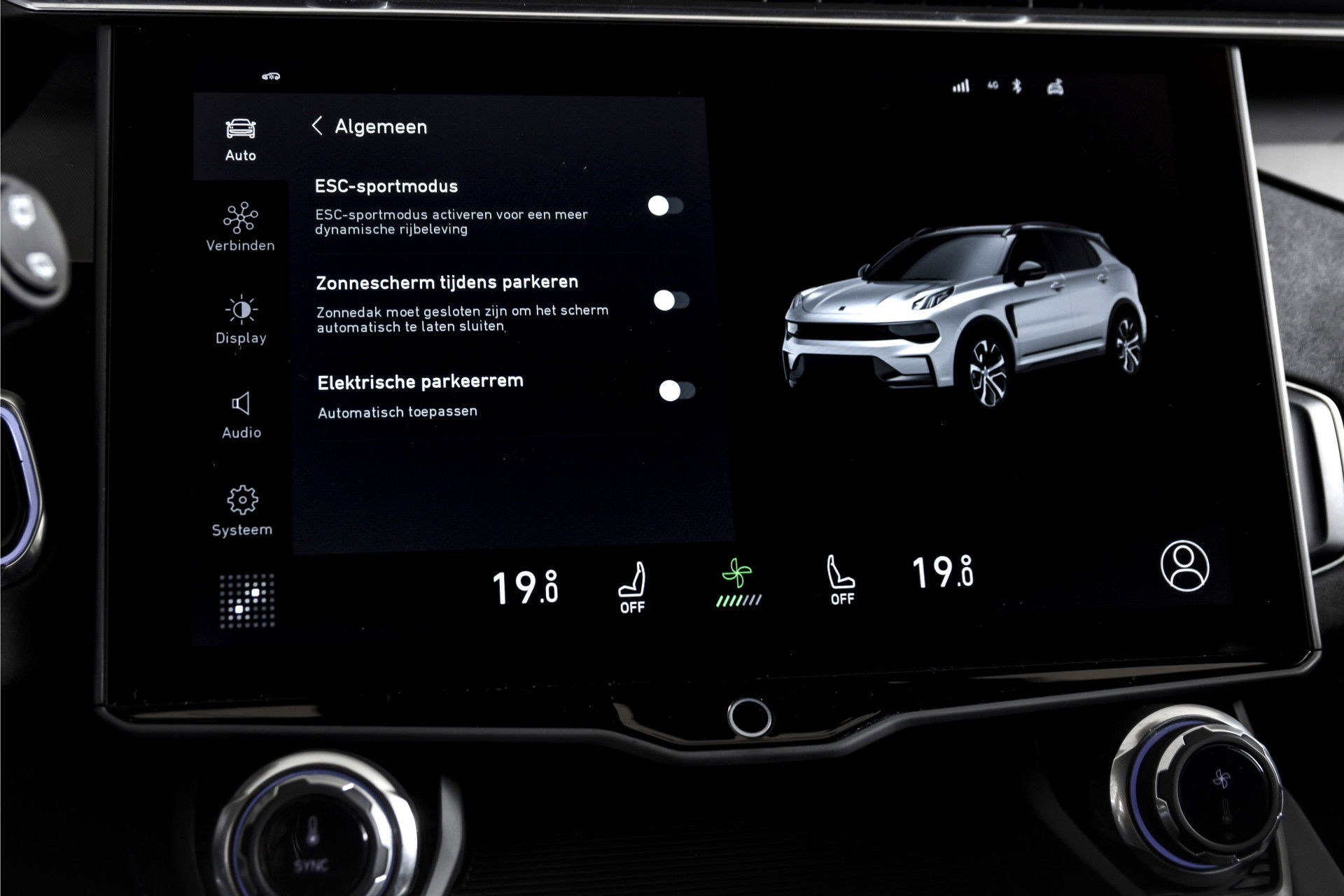 Lynk & Co - 01