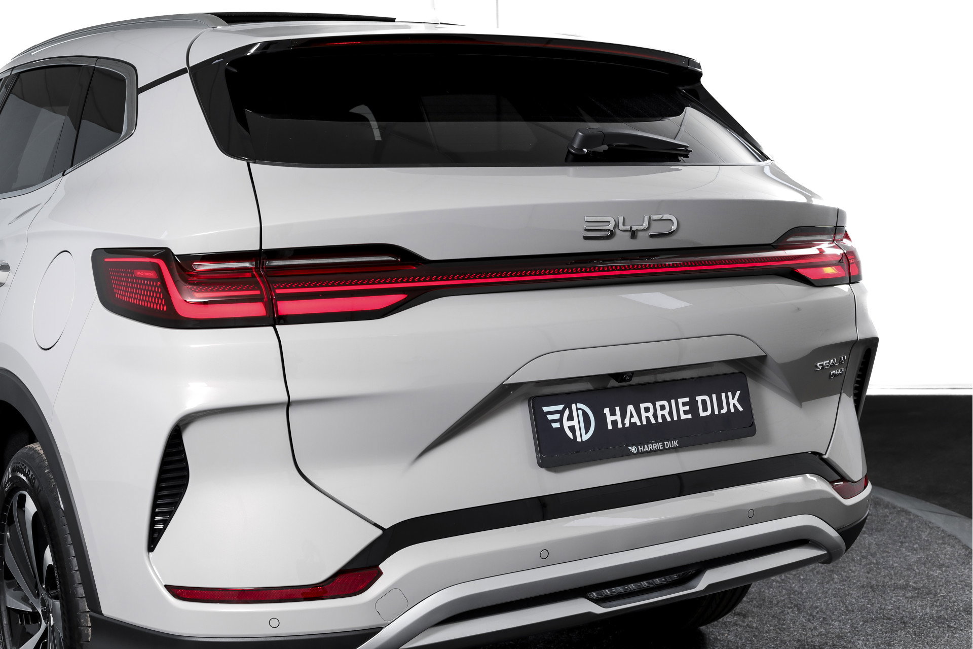 BYD - SEAL U