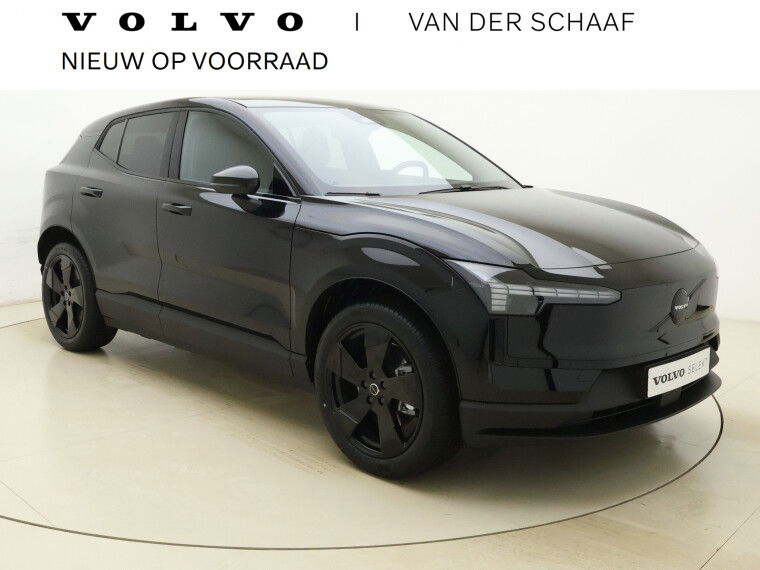 Foto van Volvo EX30 Extended Range Plus Black Edition Europa