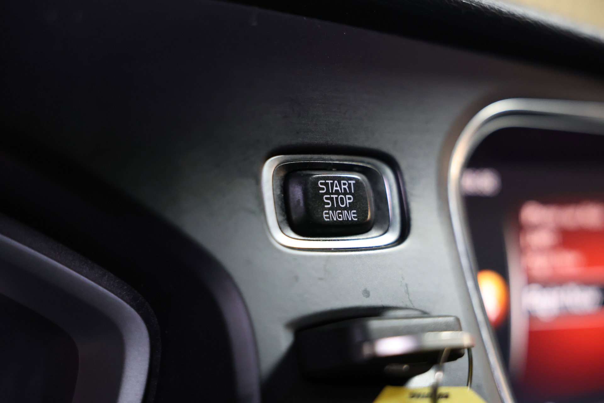 Volvo 2.0 T5 R-Design AVM NAVI CLIMA CRUISE PDC STOELVERWARMING "18 - foto 15