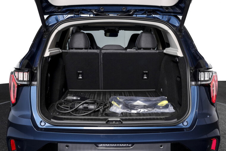 Lynk & Co - 01