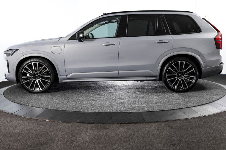 Volvo - XC90