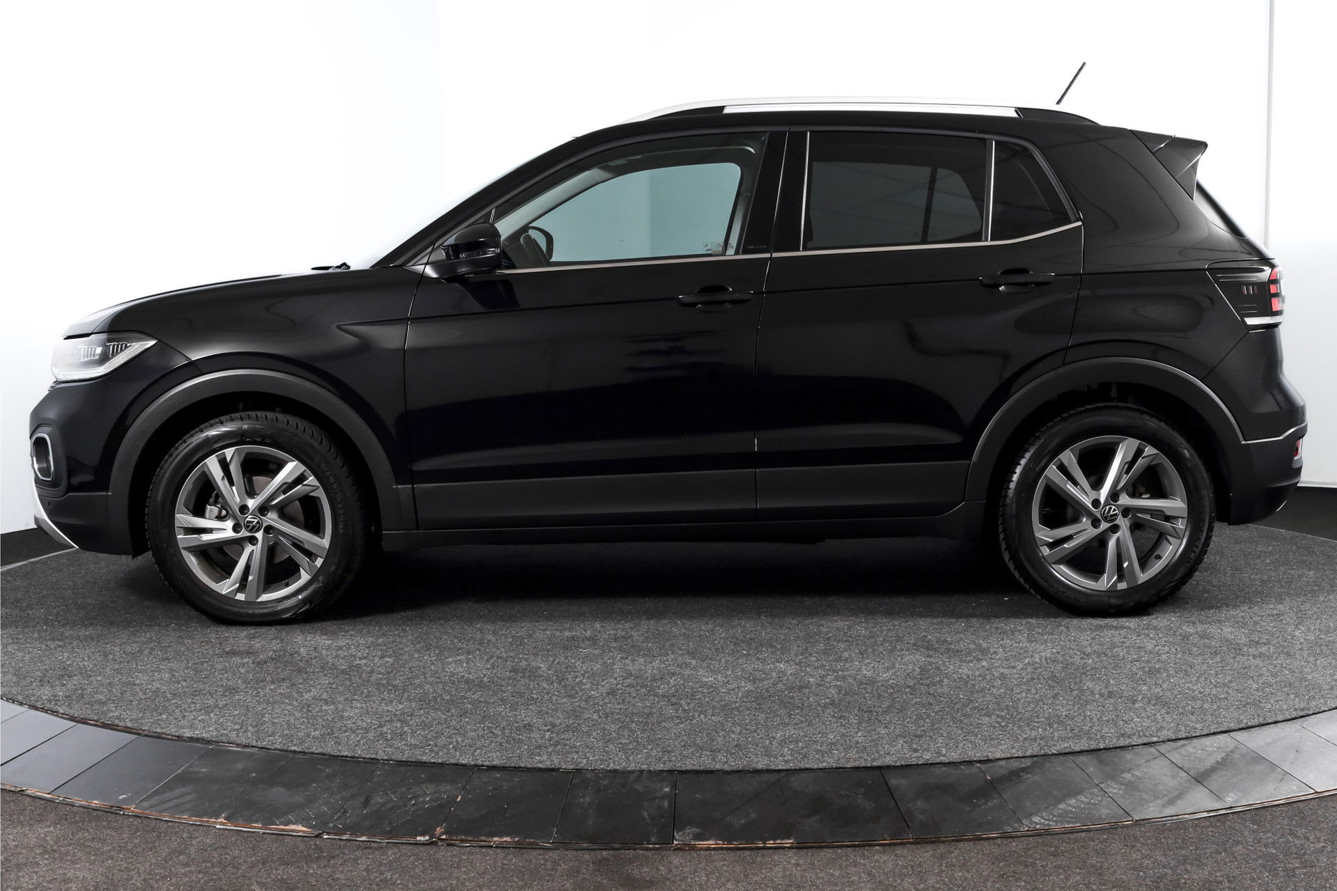 Volkswagen - T-Cross