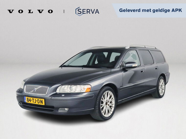 Foto van Volvo V70 2.0T Edition II Sport | Stoelverwarming | Trekhaak | Getint Glas