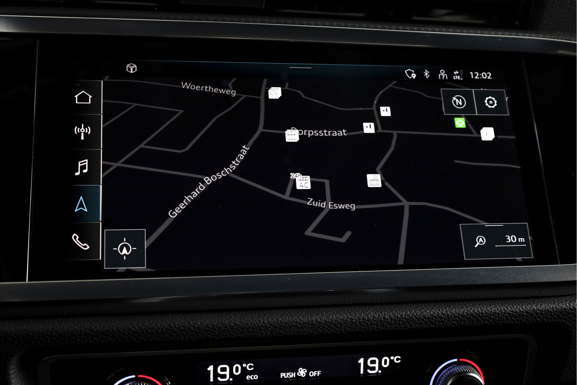 Audi - Q3