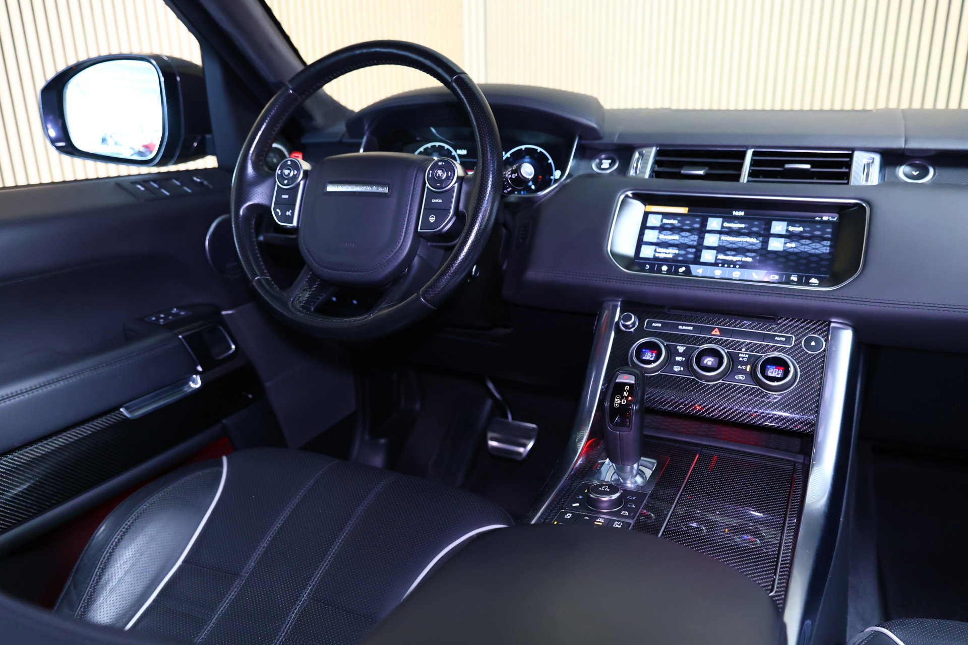 Land Rover 5.0 V8 Supercharged SVR Carbon Edition AVM Full Option! - foto 44