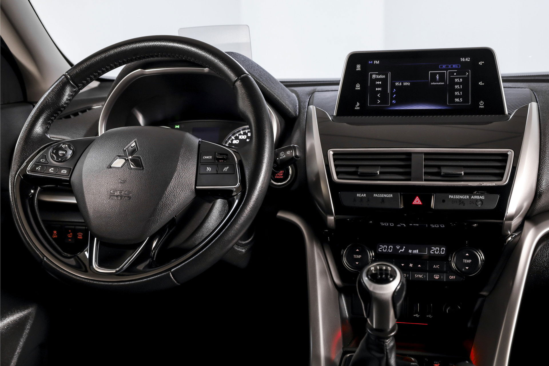Mitsubishi - Eclipse Cross