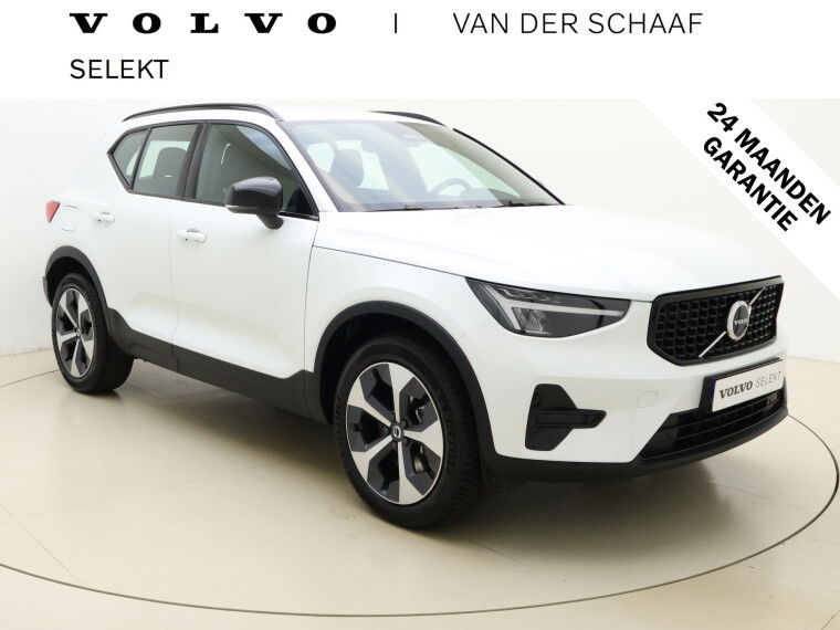 Foto van Volvo XC40 B4 211pk Plus Dark