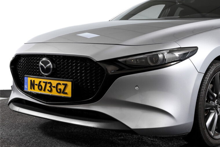 Mazda - 3