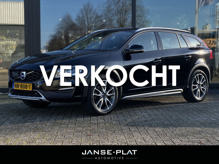 Foto van Volvo V60 Cross Country 2.0 D4 Summum AUT