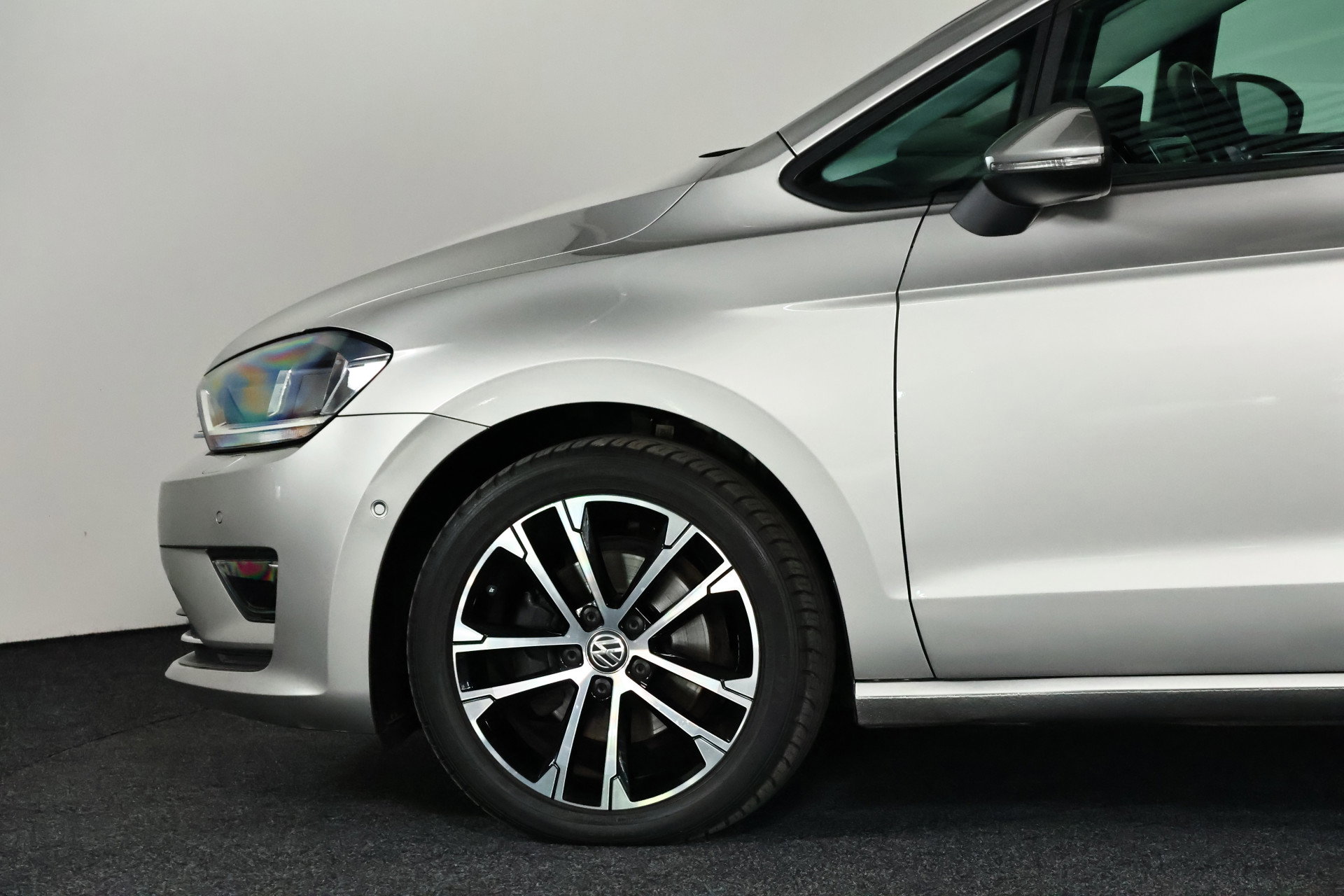 Volkswagen Golf SportsVan