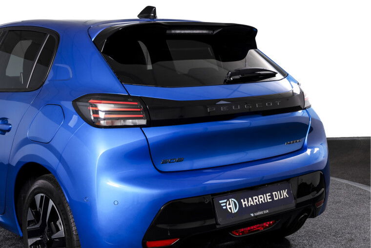 Peugeot - 208
