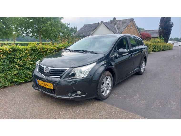 Foto van Toyota Avensis wagon 1.8 VVTi Dynamic Business Special
