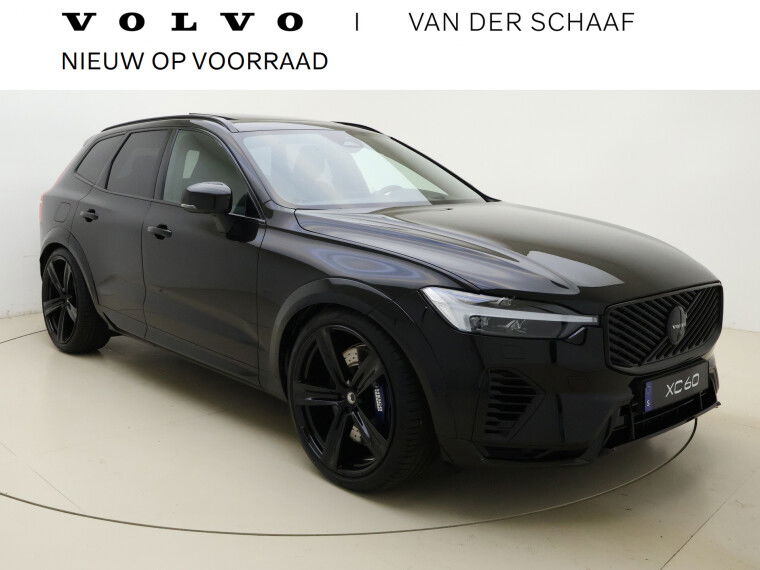 Foto van Volvo XC60 T8 455pk AWD HEICO - Ultra Black Edition
