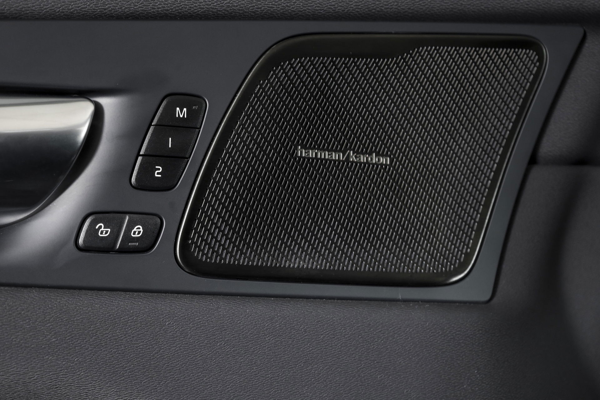 Volvo - XC60
