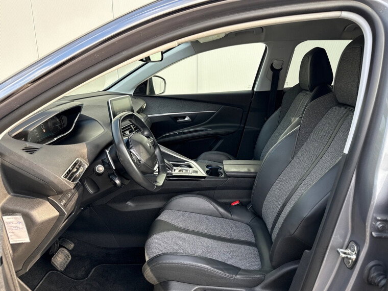Peugeot - 3008