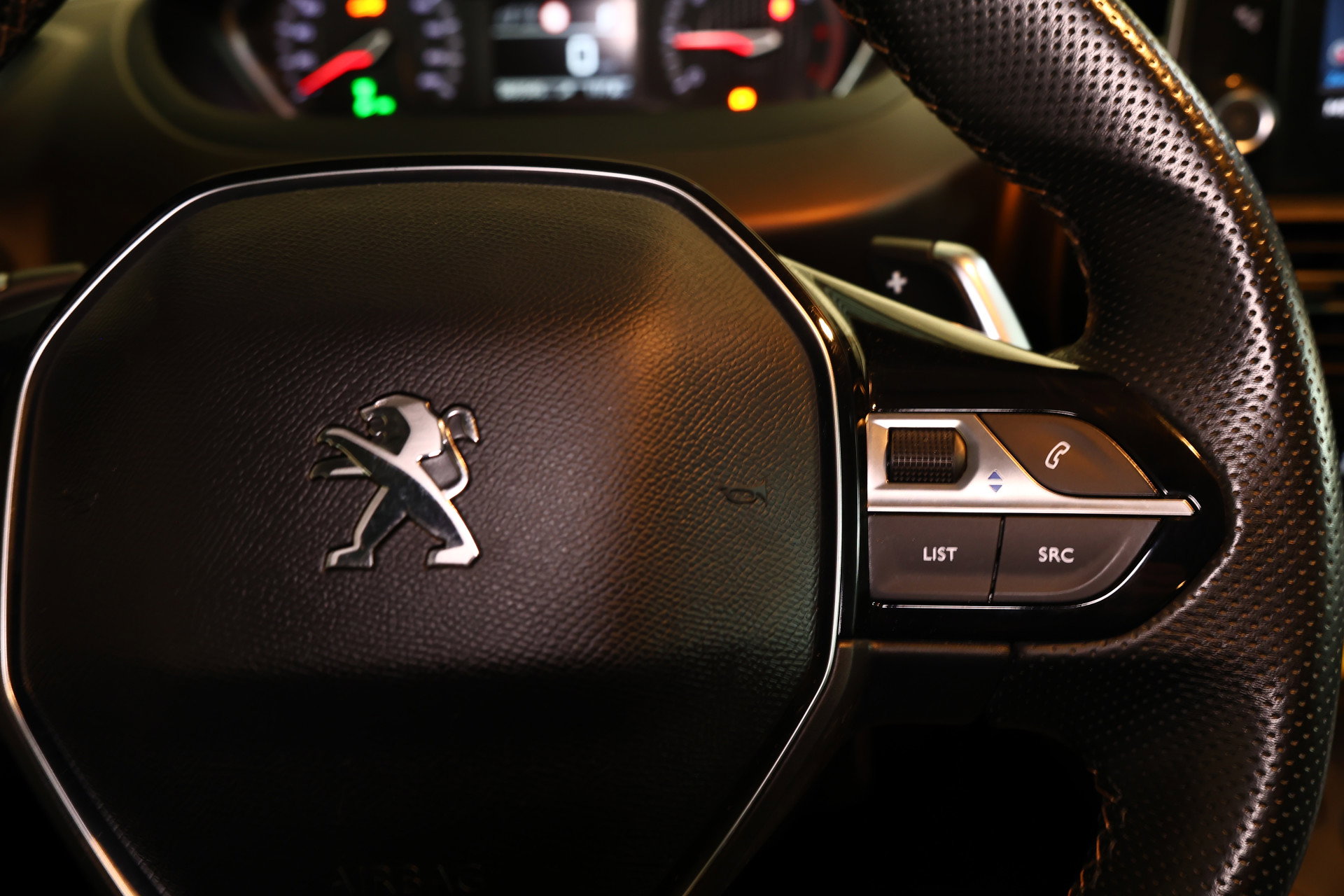 Peugeot 1.2 Puretech GT-Line AUT CARPLAY CAM NAV PANO DAB STOELVW '21 - foto 18