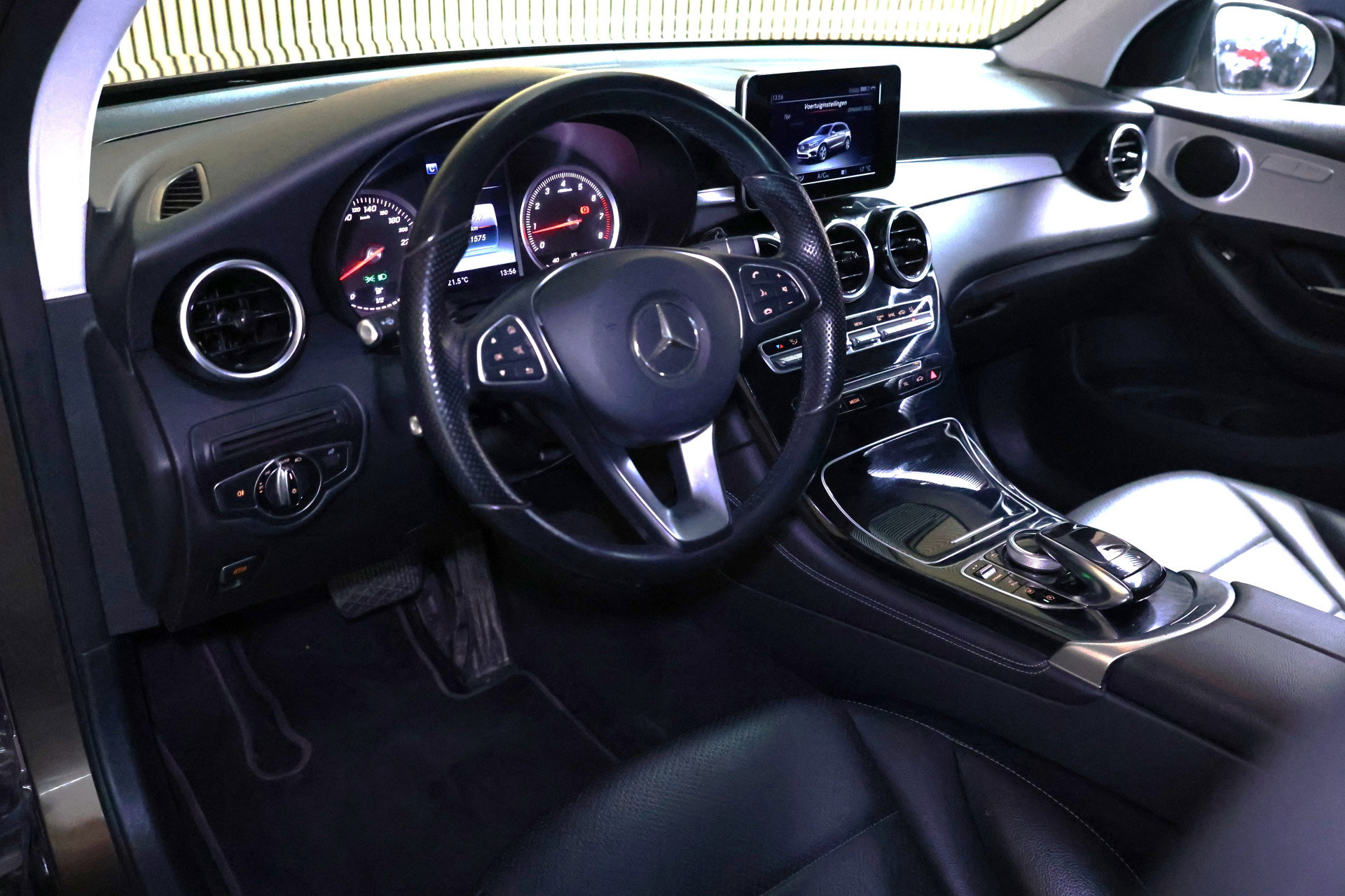 Mercedes-Benz 250 4MATIC Sport Edition Premium Plus NAVI CLIMA CAMERA BT LED '16 - foto 30
