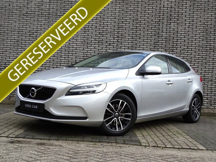Foto van Volvo V40 2.0 T2 Inscription | Leder | BLIS | PDC